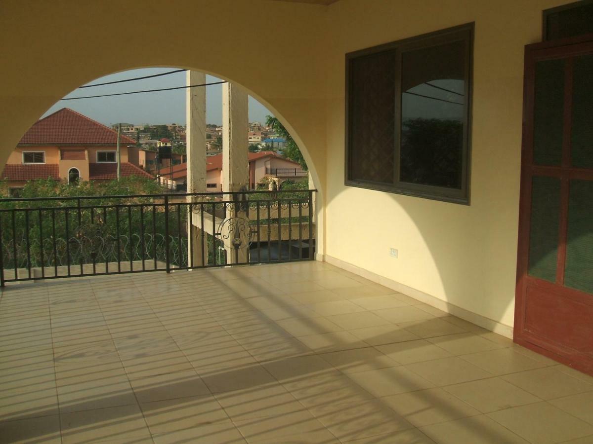 Charis Home Services Haatso Luaran gambar