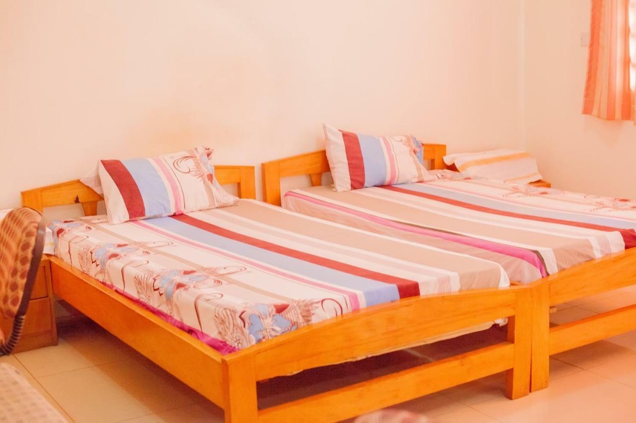 Charis Home Services Haatso Luaran gambar
