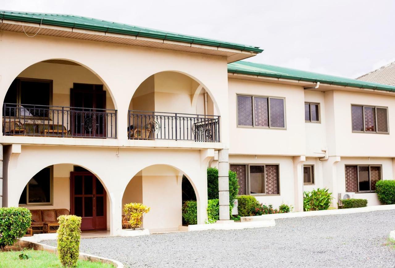 Charis Home Services Haatso Luaran gambar